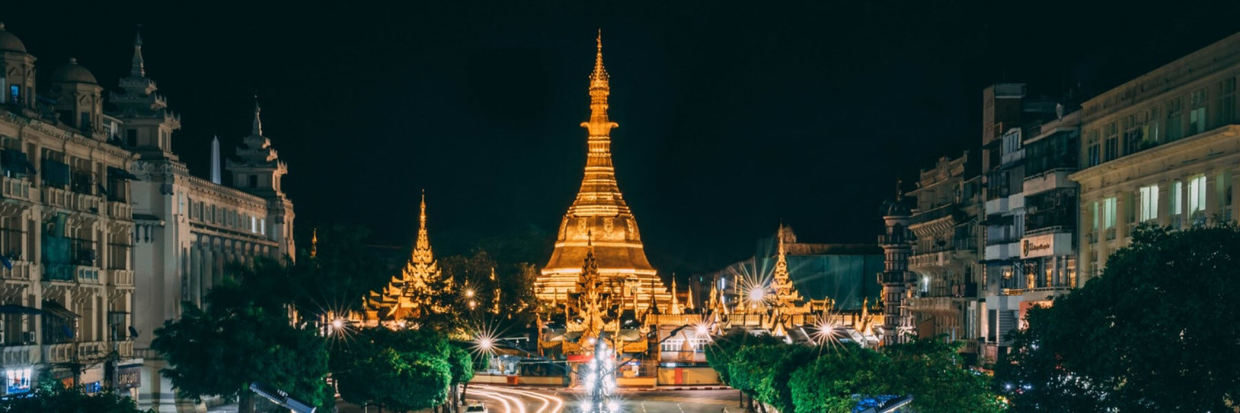 The Sule Pagoda is a Burmese stupa located in the heart of downtown Yangon